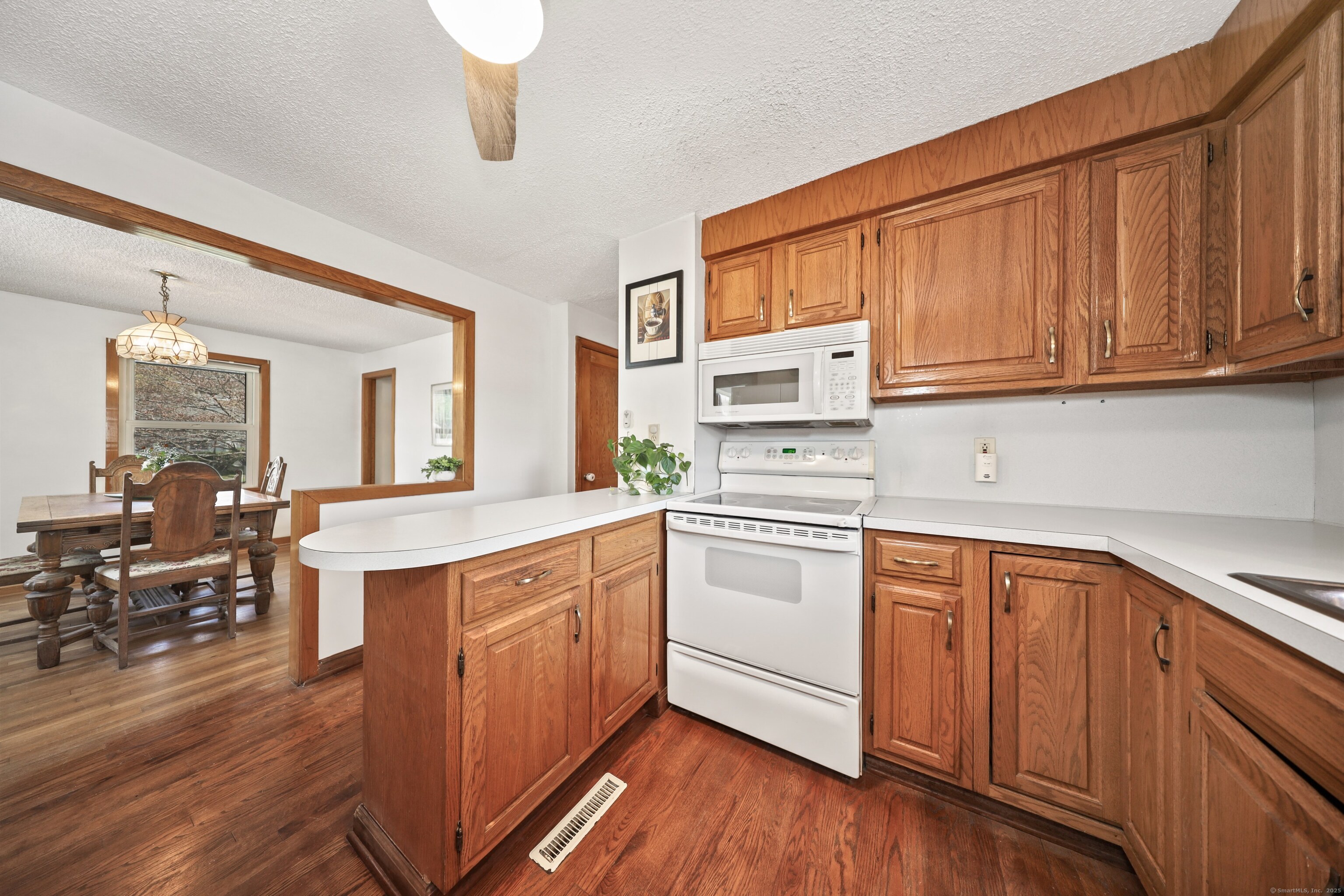 142 Amherst Street, Torrington, Connecticut image 9