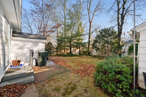 Tiny photo for 24 Westomere Terrace, New London, CT 06320 (MLS # 24147677)