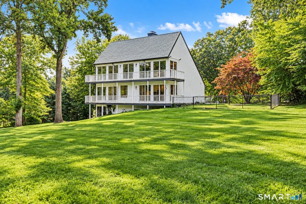 158 STEEP HILL RD, WESTON, CT 06883 - Image e667f2b7e6e2b565e28d75356f6f4ea5/2636718481