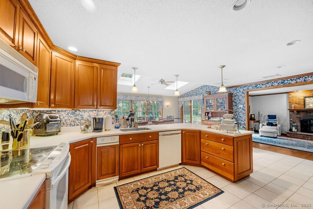 4 Shire Drive