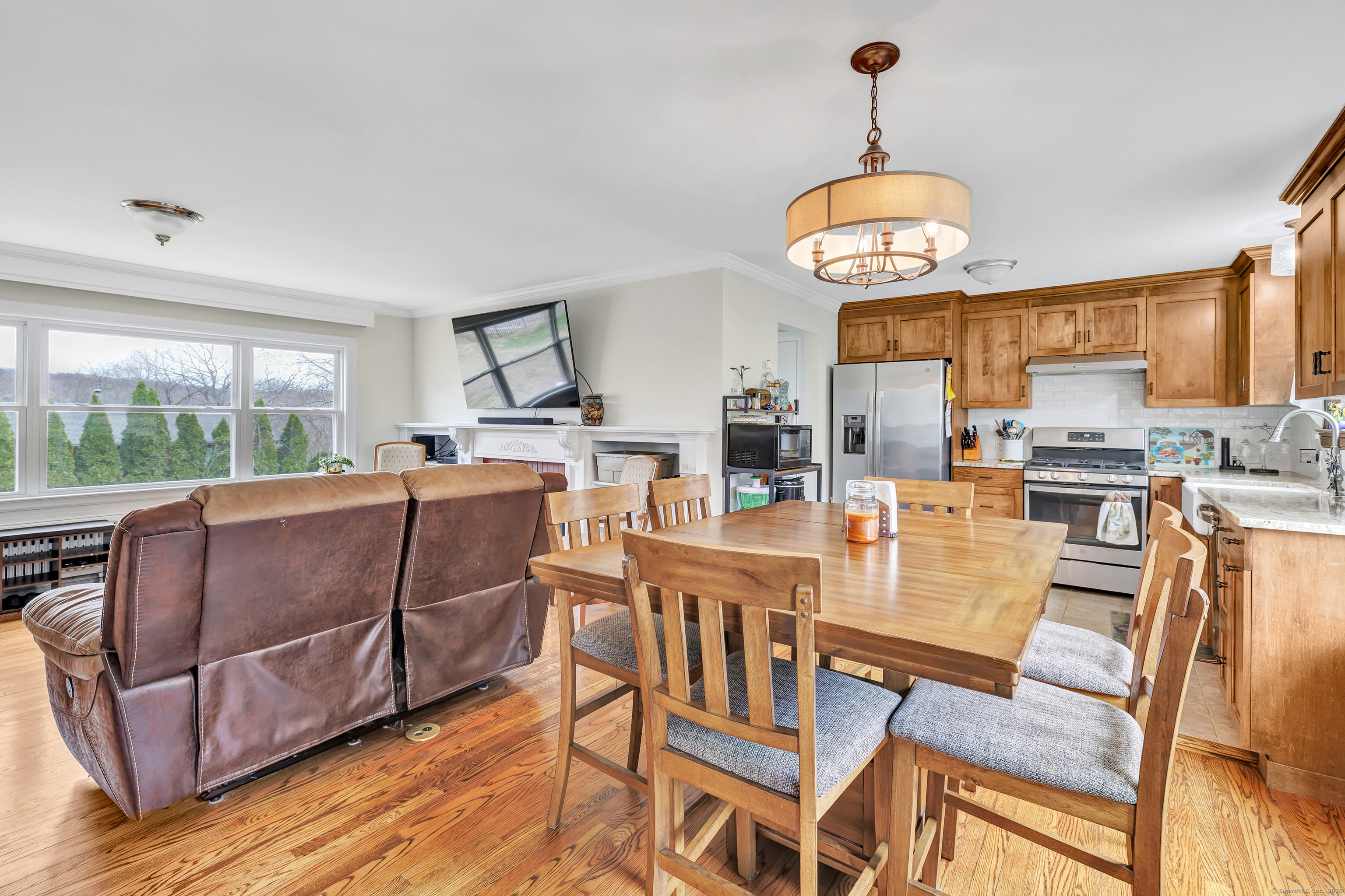196 River Road, Shelton, Connecticut image 4