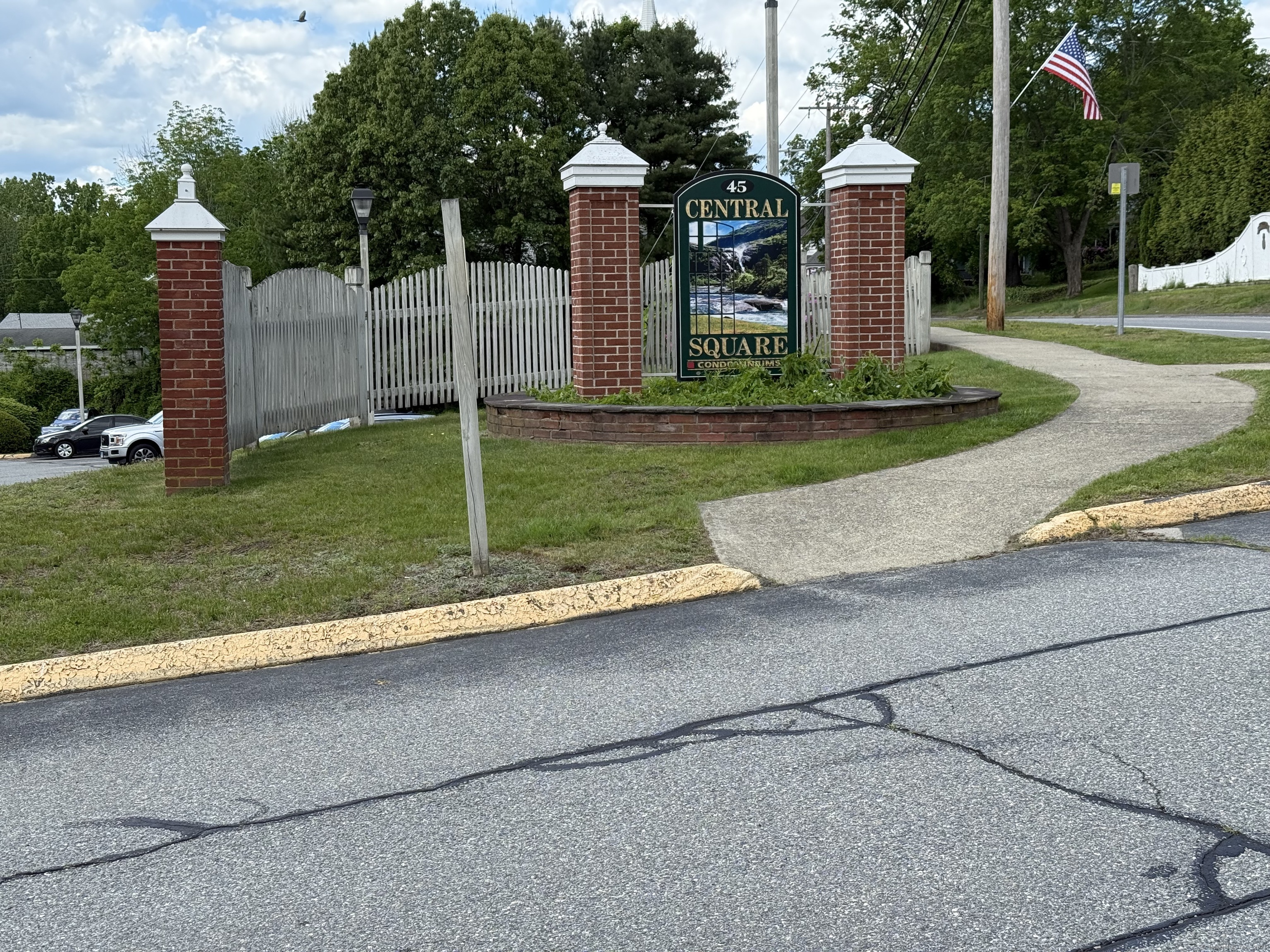 45 Main Street #APT 401, Plainfield, Connecticut image 1