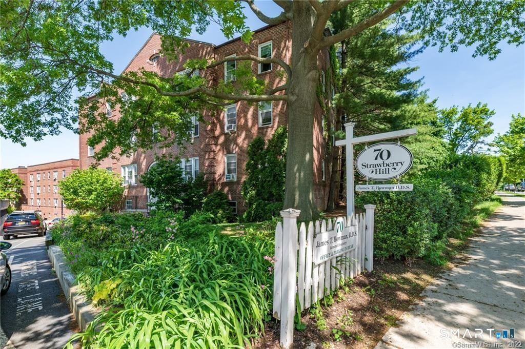 Photo of 70 Strawberry Hill Avenue #5-2A, Stamford, CT 06902 (MLS # 24207201)