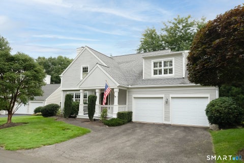 Photo of 16 Caveson Court #16, Middlebury, CT 06762 (MLS # 24191400)