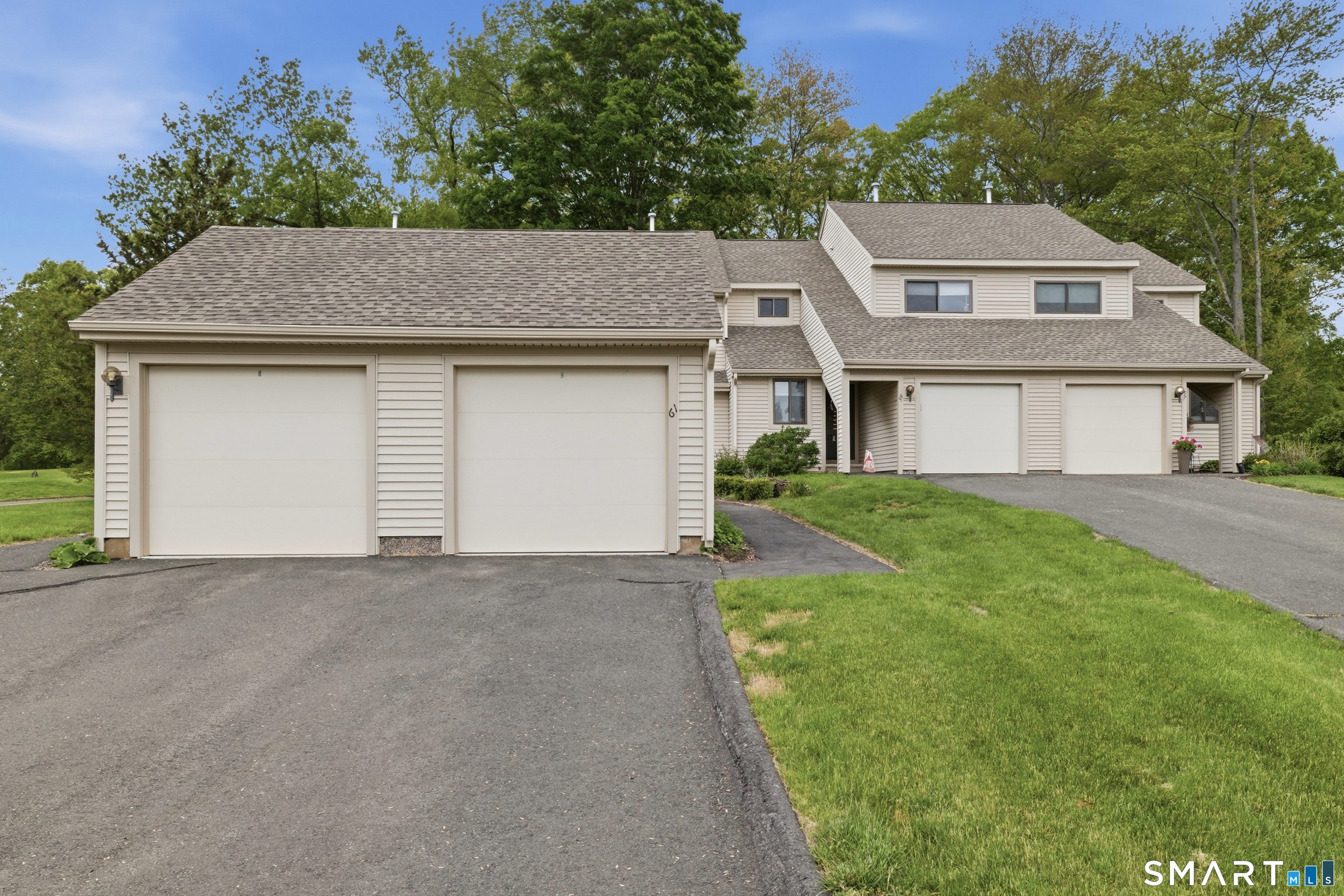 61 Greenview Drive 61