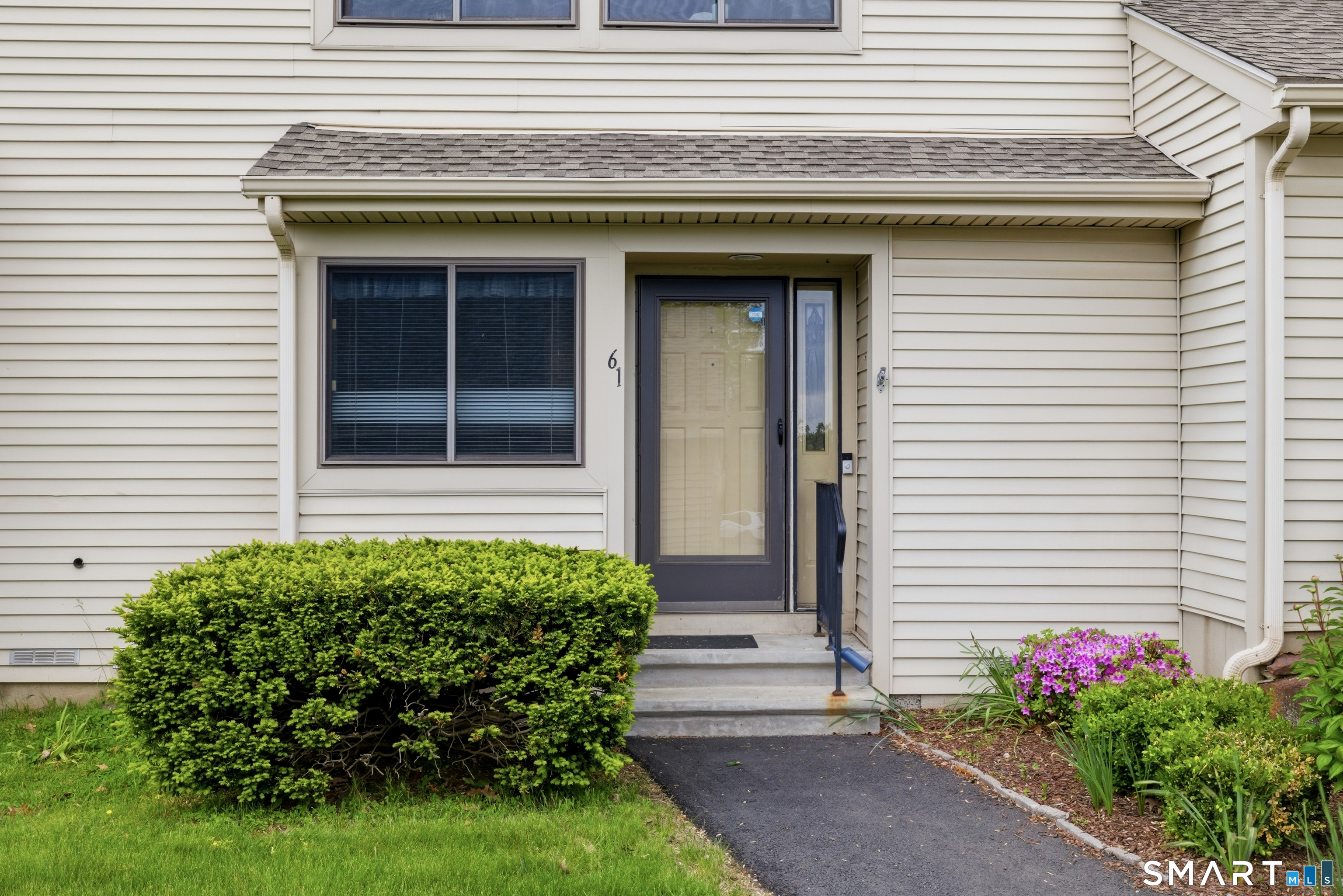 61 Greenview Drive 61