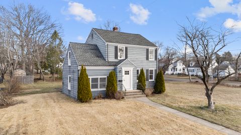 MLS: 24082518