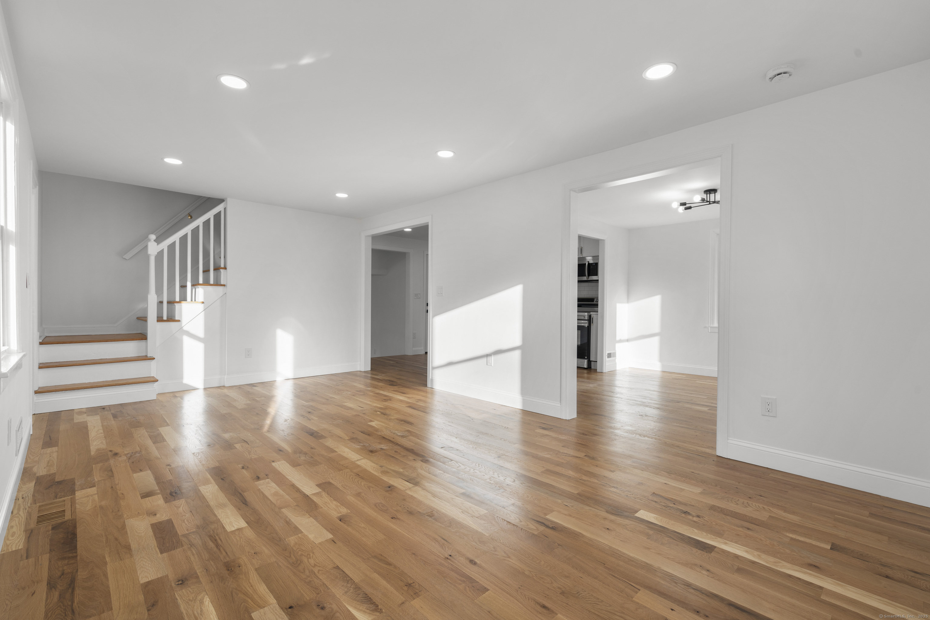 46 William Street, North Haven, Connecticut image 6