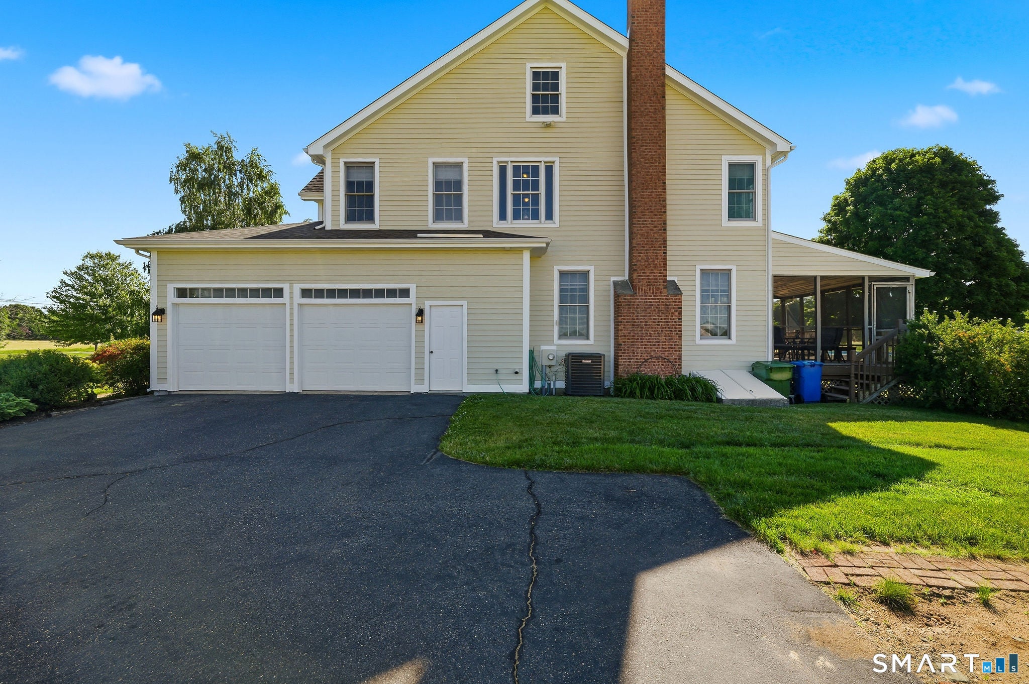 124 Old Maids Lane