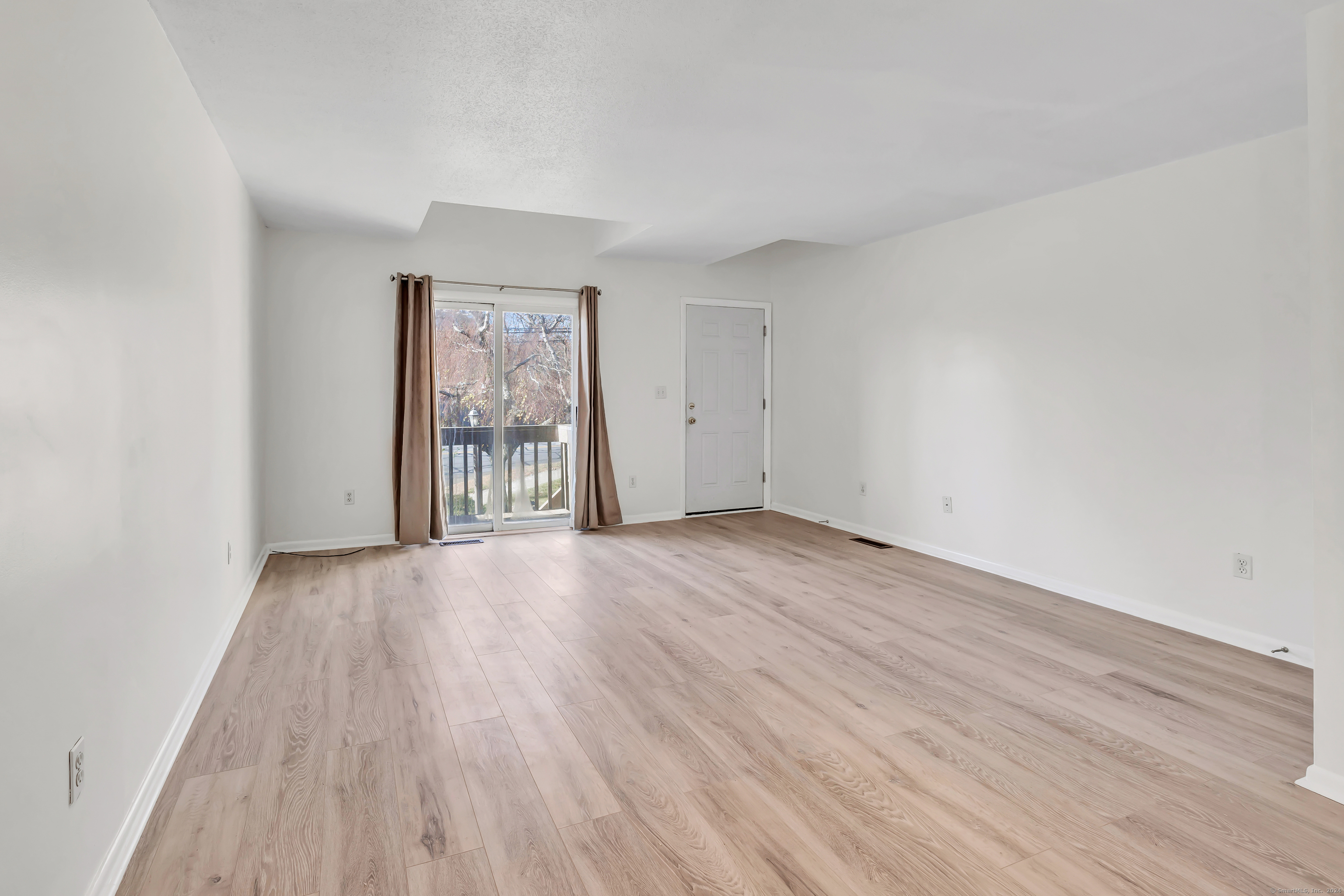 3370 Madison Avenue #10B, Bridgeport, Connecticut image 4