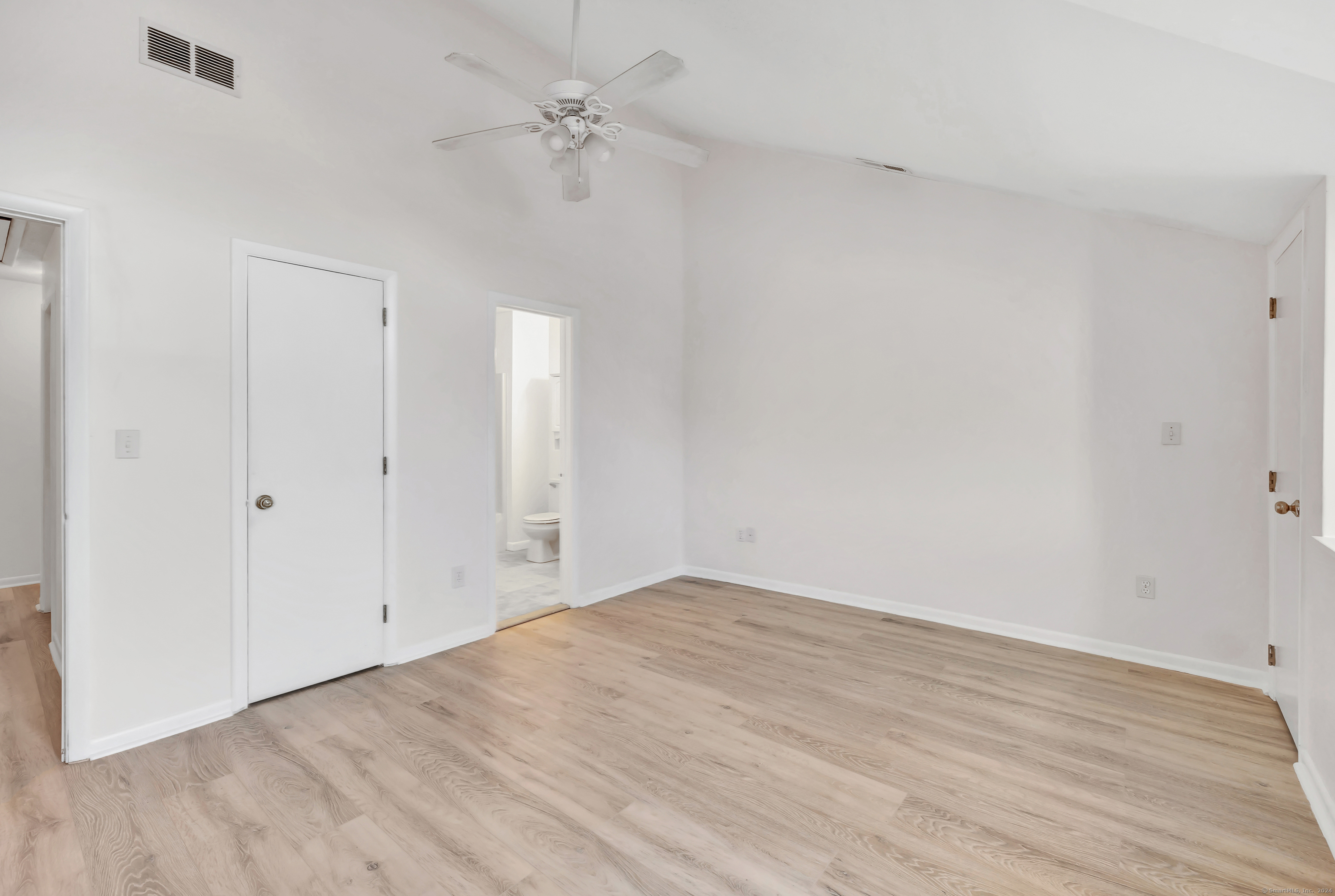 3370 Madison Avenue #10B, Bridgeport, Connecticut image 21