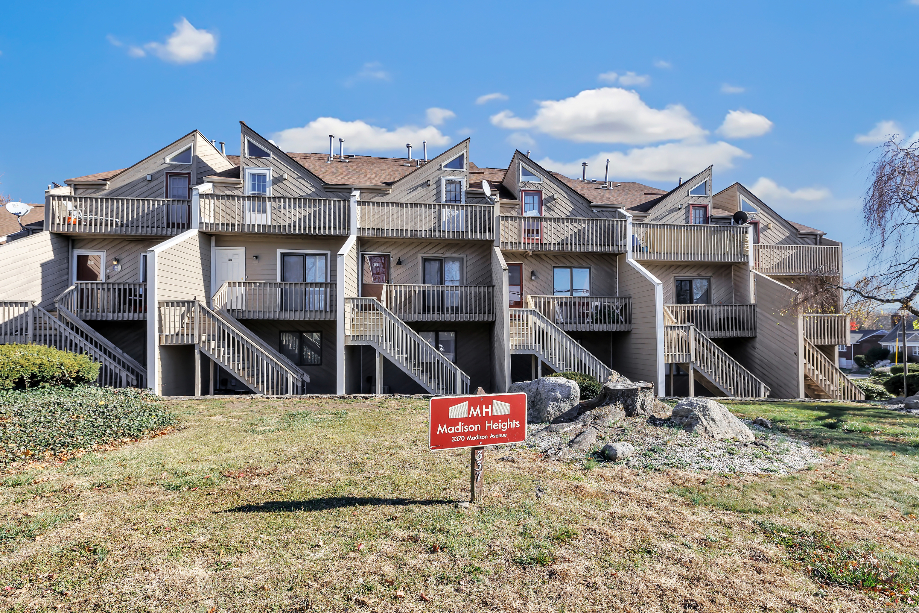 3370 Madison Avenue #10B, Bridgeport, Connecticut image 1