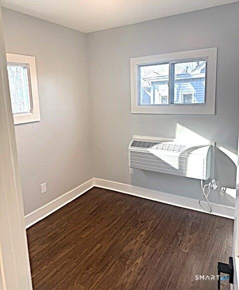 Tiny photo for 18 Harding Place #2nd Floor Back, Danbury, CT 06810 (MLS # 24144502)