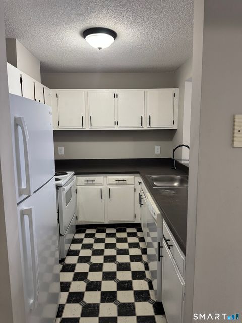 Tiny photo for 175 Mill Pond Road #324, Hamden, CT 06514 (MLS # 24154441)