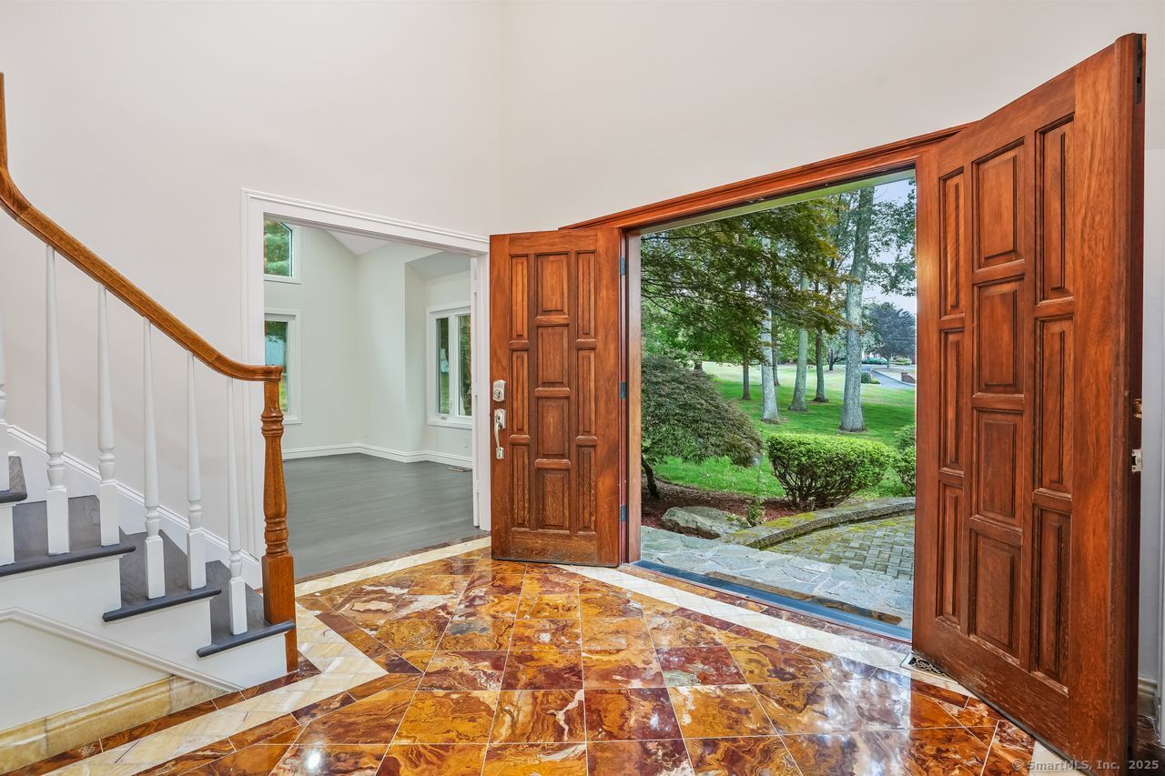 45 Hunting Ridge Road