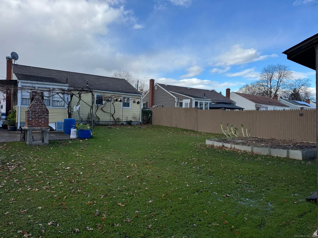 Photo of 111 Harvard Street, Hartford, CT 06106 (MLS # 24140491)