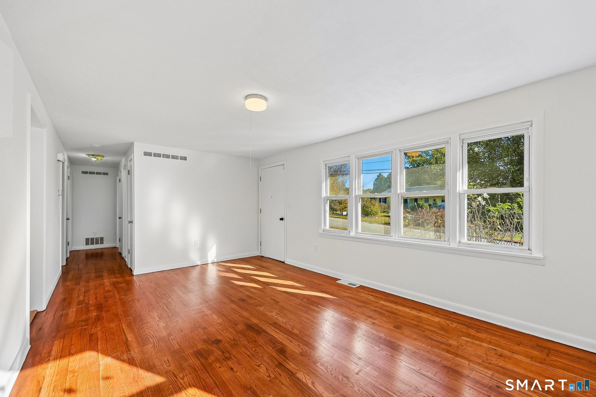 81 River Road