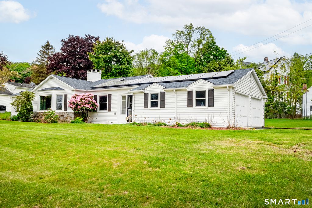 Photo of 1 Sunset Drive, Danbury, CT 06810 (MLS # 24172647)
