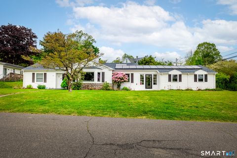 Homes For Sale - 1 Sunset Drive<br/> Fairfield County, Danbury, CT 06810