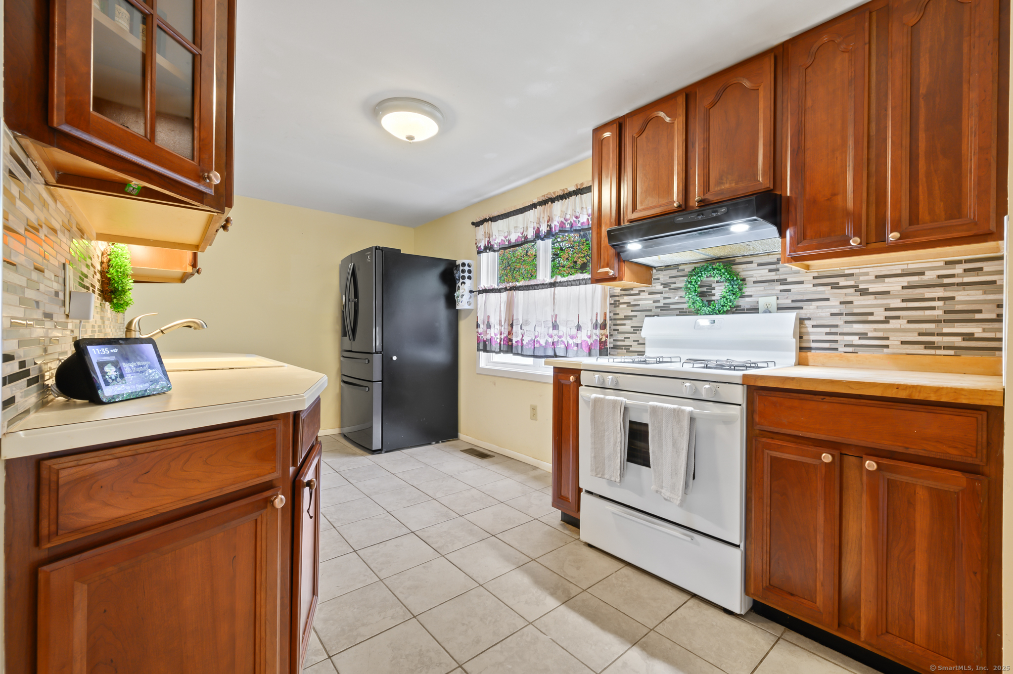 21 Sorrento Road, Wallingford, Connecticut image 8