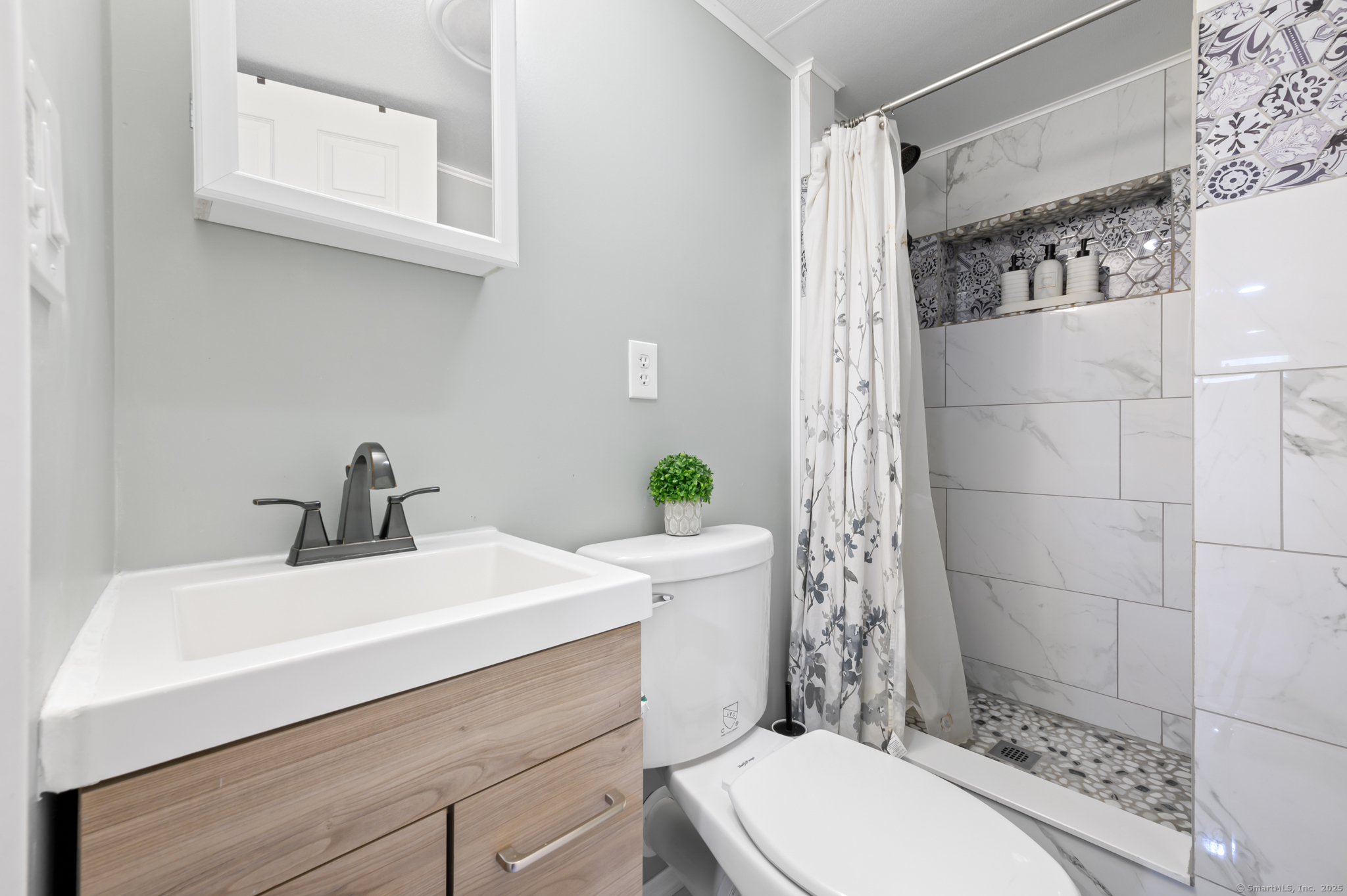 21 Sorrento Road, Wallingford, Connecticut image 16
