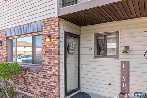 Tiny photo for 140 Thompson Street #18D, East Haven, CT 06513 (MLS # 24151121)