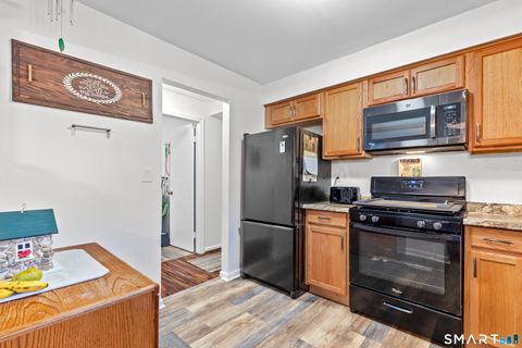 Tiny photo for 140 Thompson Street #18D, East Haven, CT 06513 (MLS # 24151121)