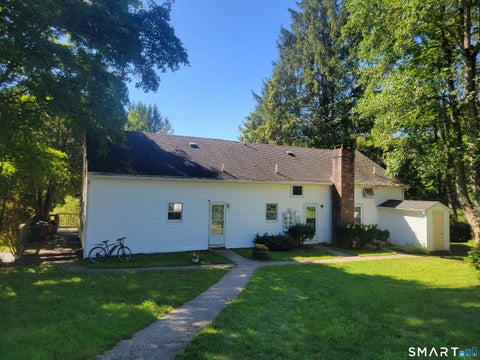 Multifamily For Rent - 220 Babbitt Hill Road #5<br/> Windham County, Pomfret, CT 06259