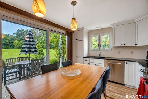 Tiny photo for 12 River Colony #12, Guilford, CT 06437 (MLS # 24198433)