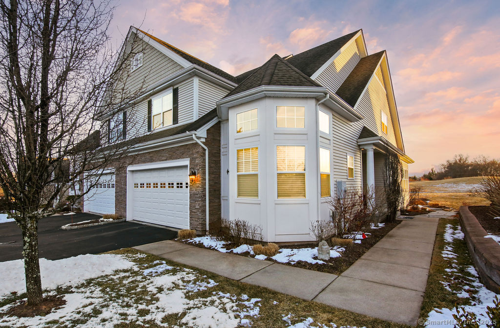 Photo 1 of Bay Hill Drive 11, Bloomfield, Connecticut, $619,000, Web #: 24072230