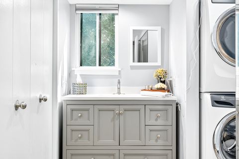 Tiny photo for 401 Heritage Village #B, Southbury, CT 06488 (MLS # 24137045)