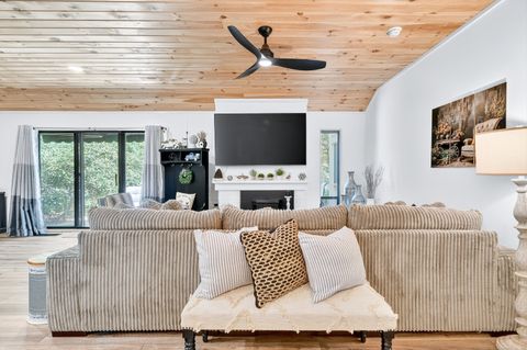 Tiny photo for 401 Heritage Village #B, Southbury, CT 06488 (MLS # 24137045)