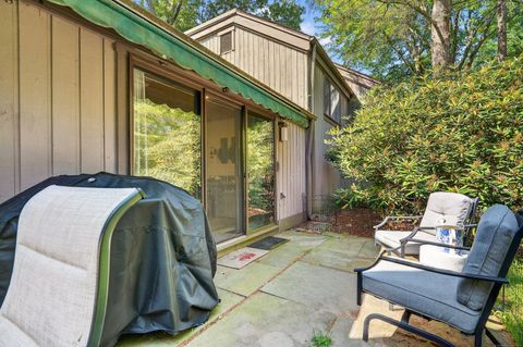 Tiny photo for 401 Heritage Village #B, Southbury, CT 06488 (MLS # 24137045)