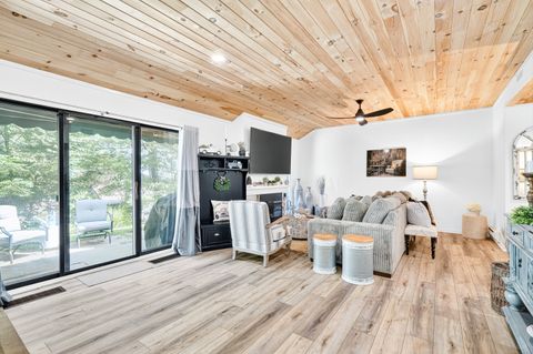 Tiny photo for 401 Heritage Village #B, Southbury, CT 06488 (MLS # 24137045)