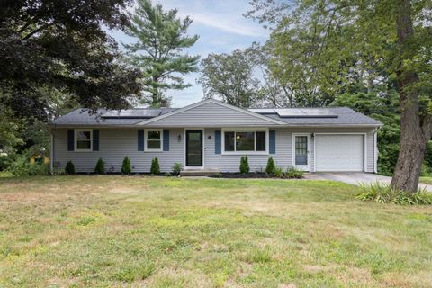 6 Oak Street Plainfield CT 06374