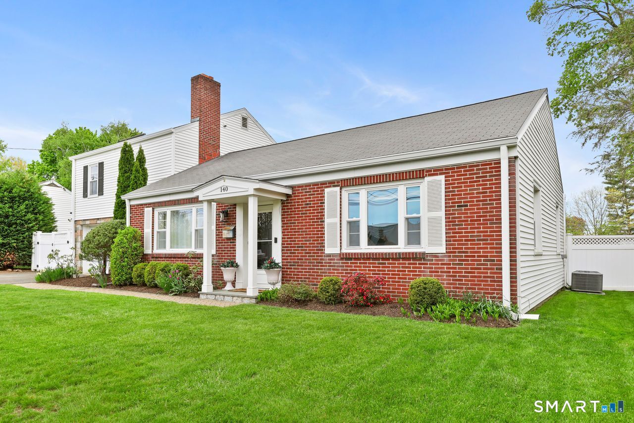 140 Courtland Avenue