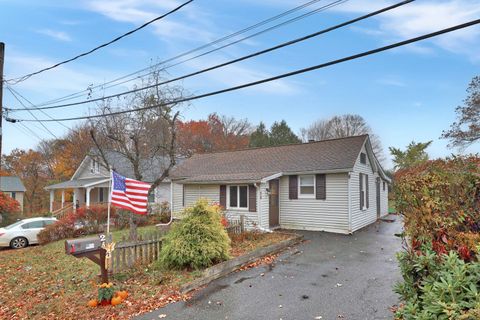 Photo of 24 Shelter Street, Waterbury, CT 06705 (MLS # 24131937)