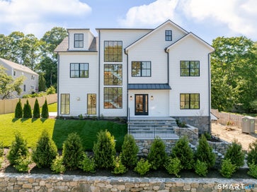 126 Forest Street New Canaan CT 06840