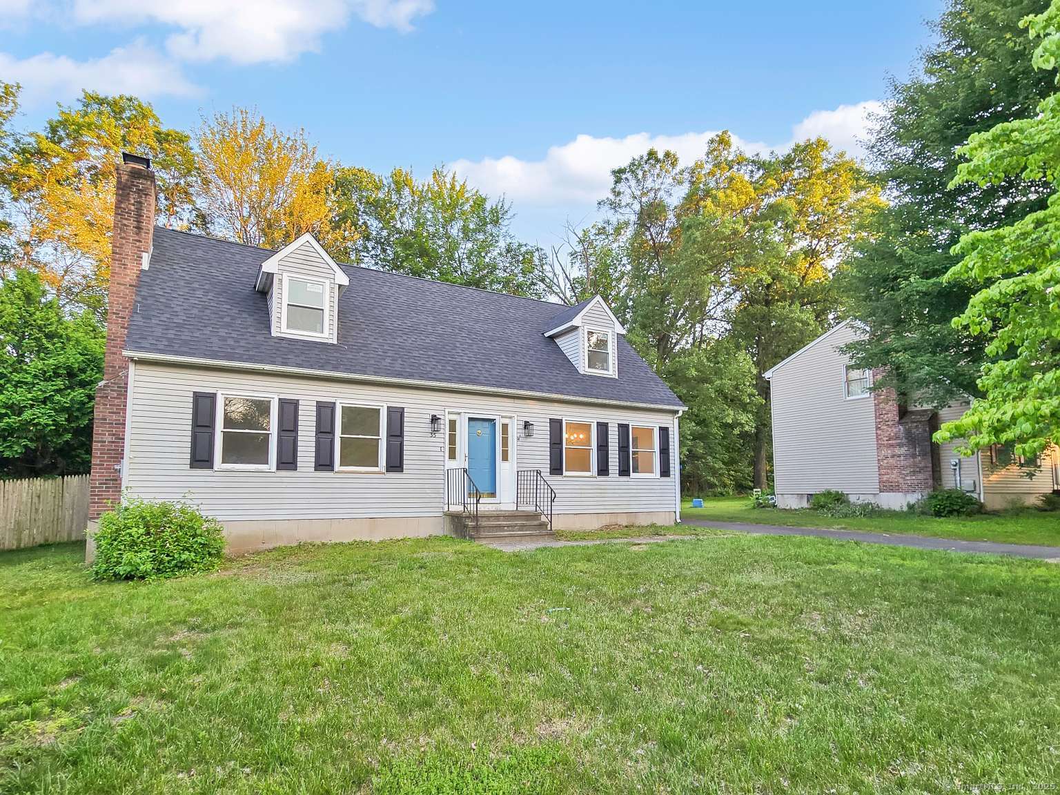 35 Dewey Avenue, Windsor, Connecticut image 1