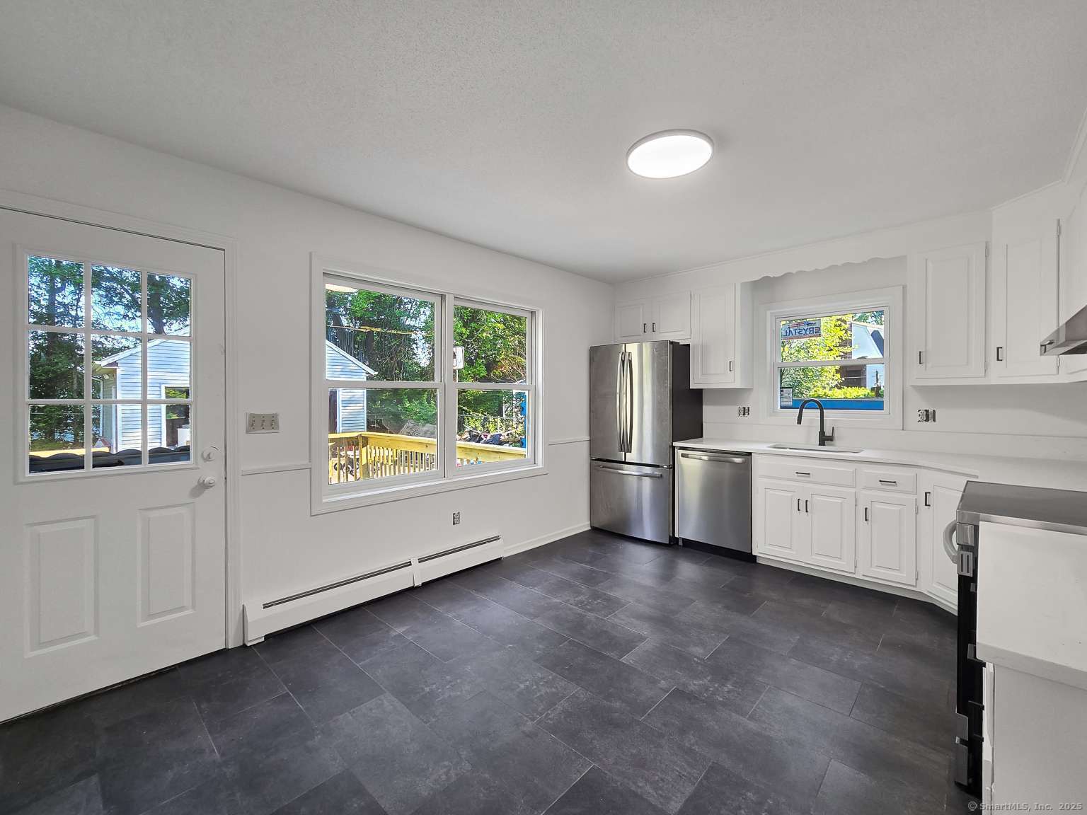 35 Dewey Avenue, Windsor, Connecticut image 5
