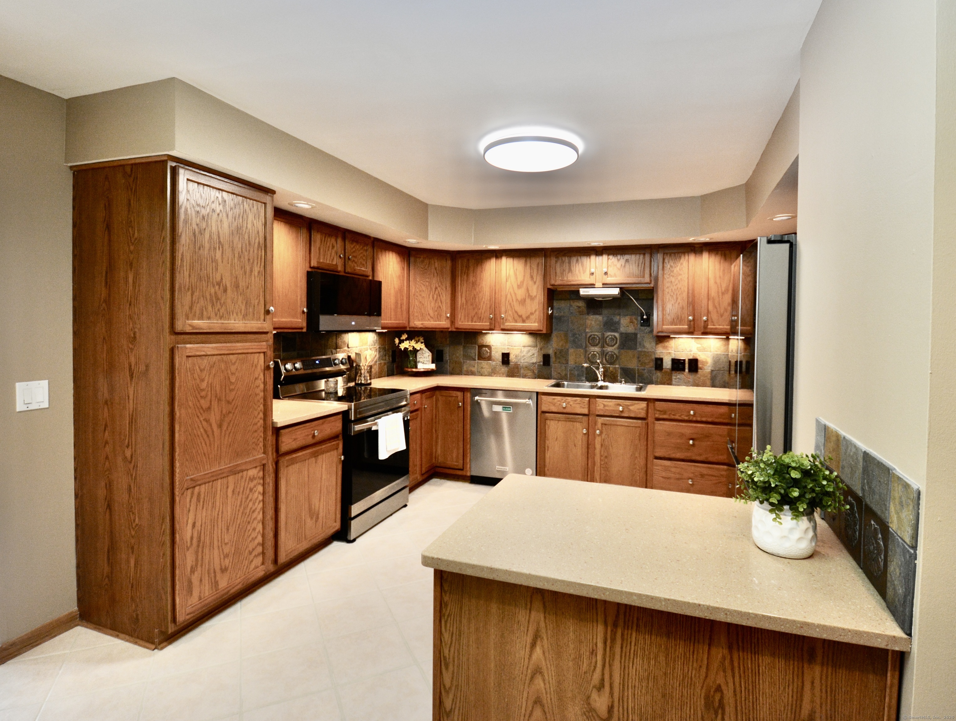 306 Salem Turnpike #15, Norwich, Connecticut image 3