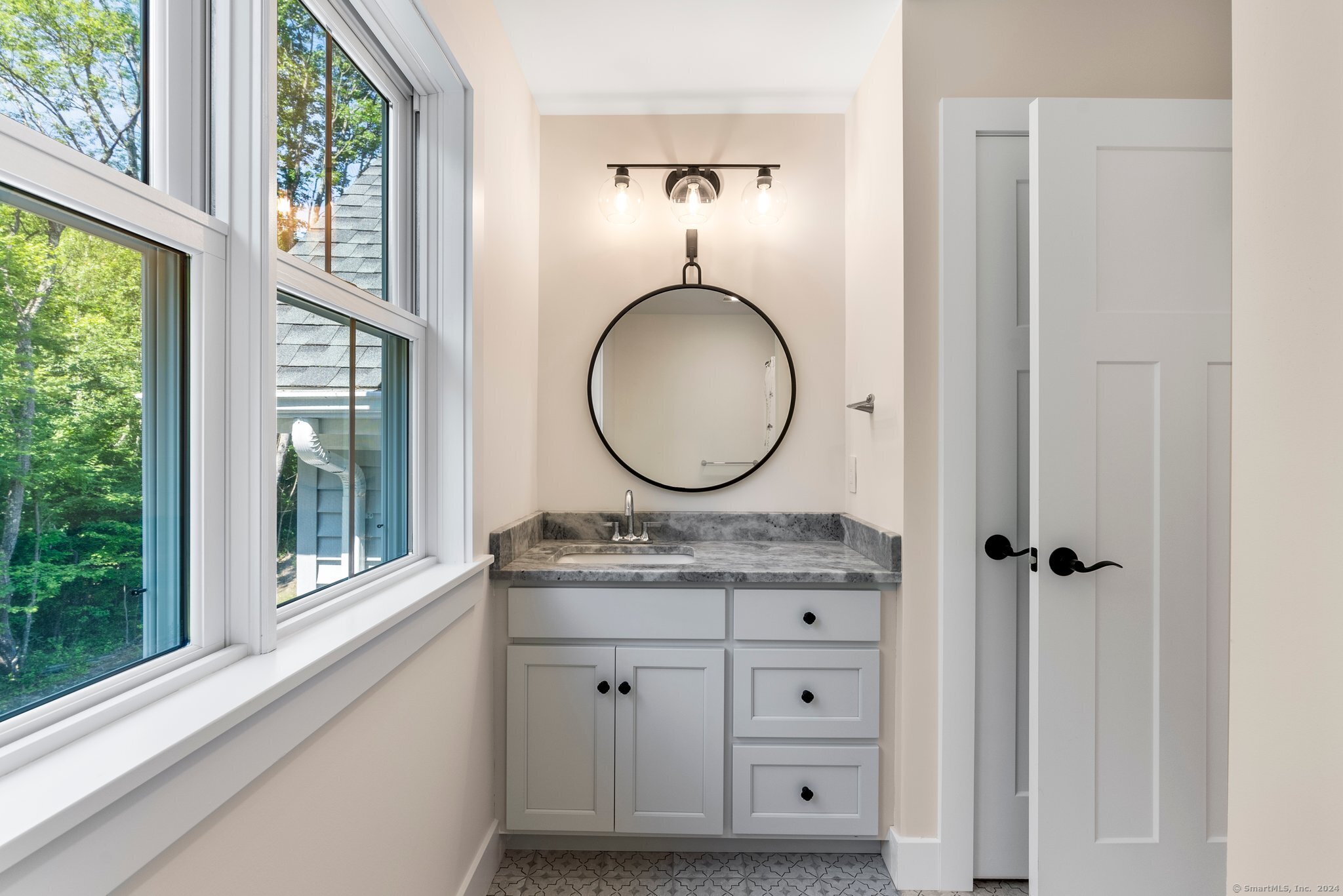 57 Henderson Road, New Hartford, Connecticut image 34
