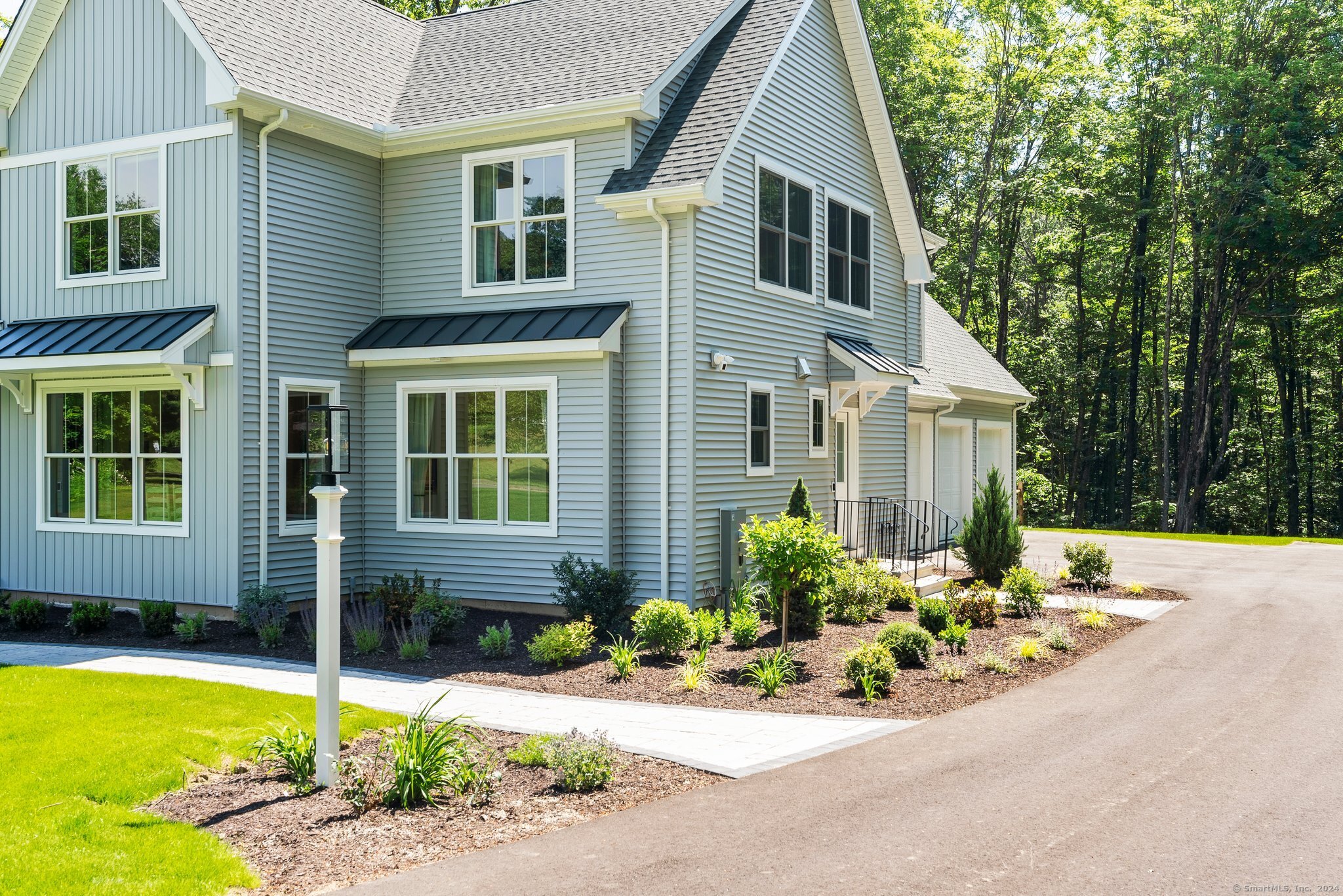 57 Henderson Road, New Hartford, Connecticut image 9