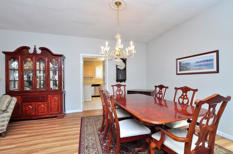 Tiny photo for 278 Heritage Village #B, Southbury, CT 06488 (MLS # 24143179)