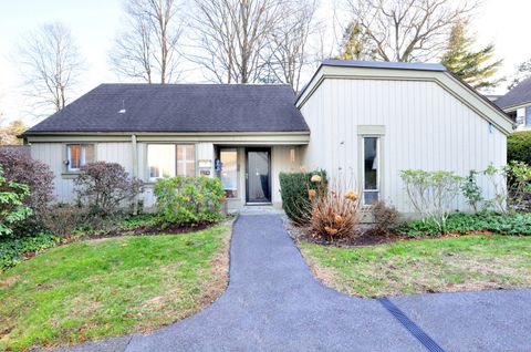 Photo of 278 Heritage Village #B, Southbury, CT 06488 (MLS # 24143179)