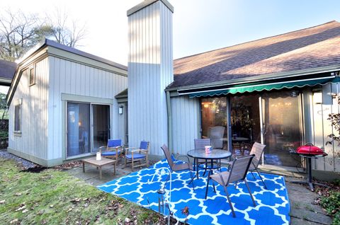 Tiny photo for 278 Heritage Village #B, Southbury, CT 06488 (MLS # 24143179)