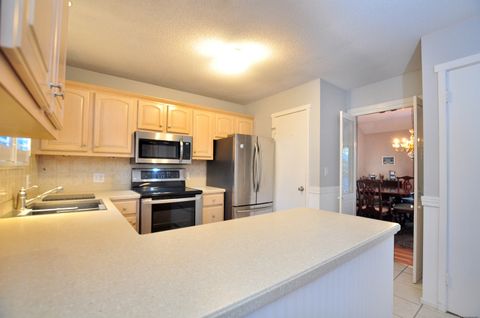 Tiny photo for 278 Heritage Village #B, Southbury, CT 06488 (MLS # 24143179)