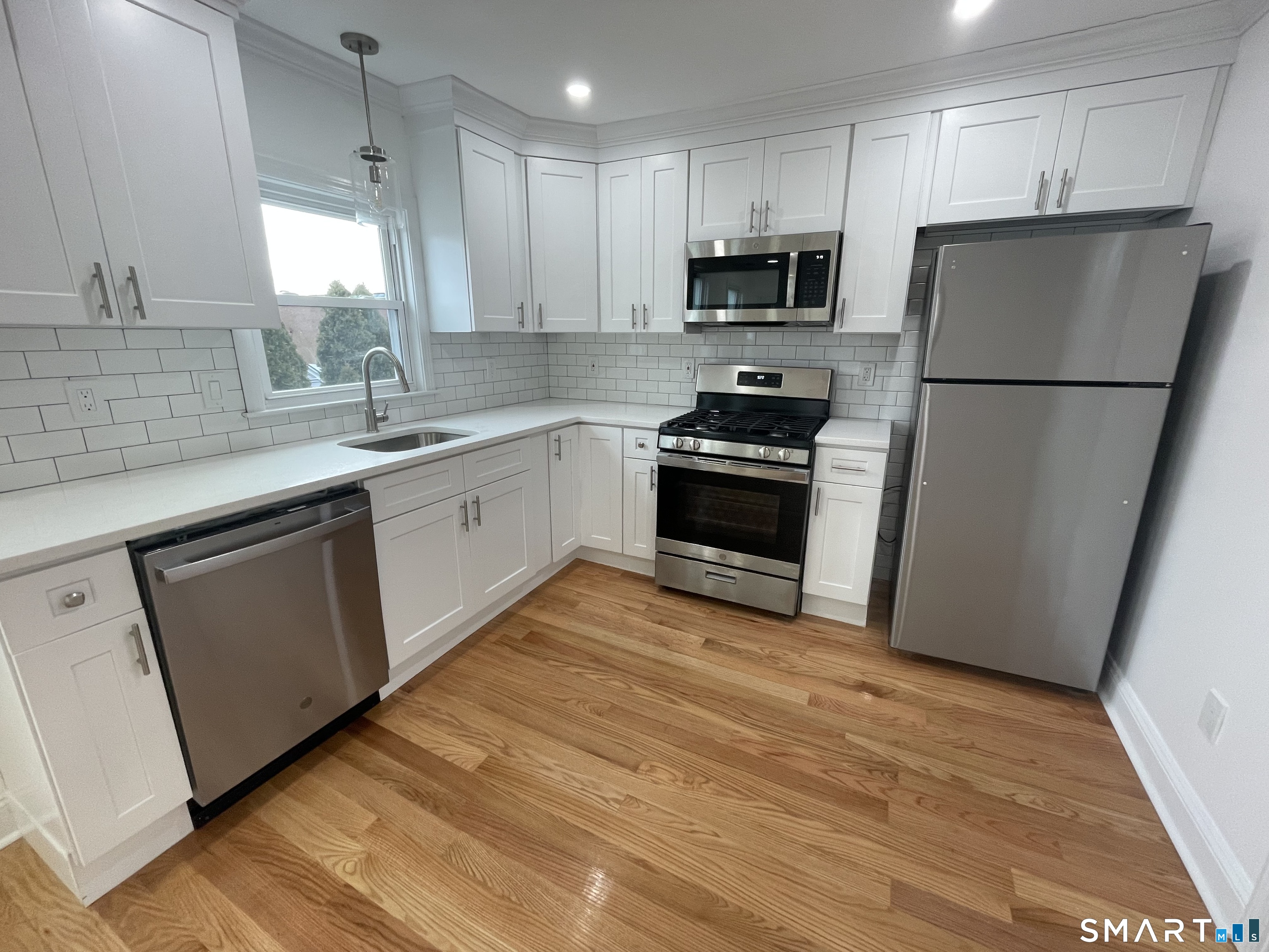 471 Marlborough Terrace 2