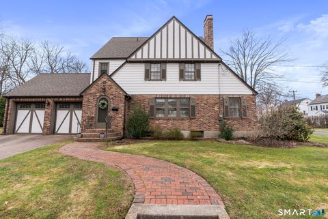 97 Middlebrook Road West Hartford CT 06119