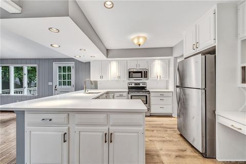 Tiny photo for 4 Cranbury Woods Road, Norwalk, CT 06851 (MLS # 24175795)